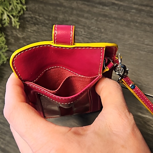 Lotis Leather Card Case - Picture 3 of 8